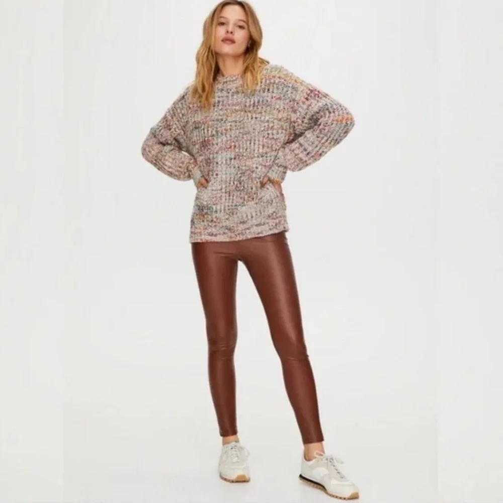 🤎 Aritzia Wilfred Free DARIA Vegan Leather Pants Tan • XS • Icon Status - Picture 4 of 8